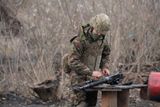Nyní byly do příhraničních oblastí na jihovýchodě země povolány ke cvičení oddíly ukrajinské teritoriální obrany. Prezident Volodymyr Zelenskyj se podle médií obává vpádu ruských vojsk.