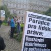 Demonstrace proti Romanu Jochovi