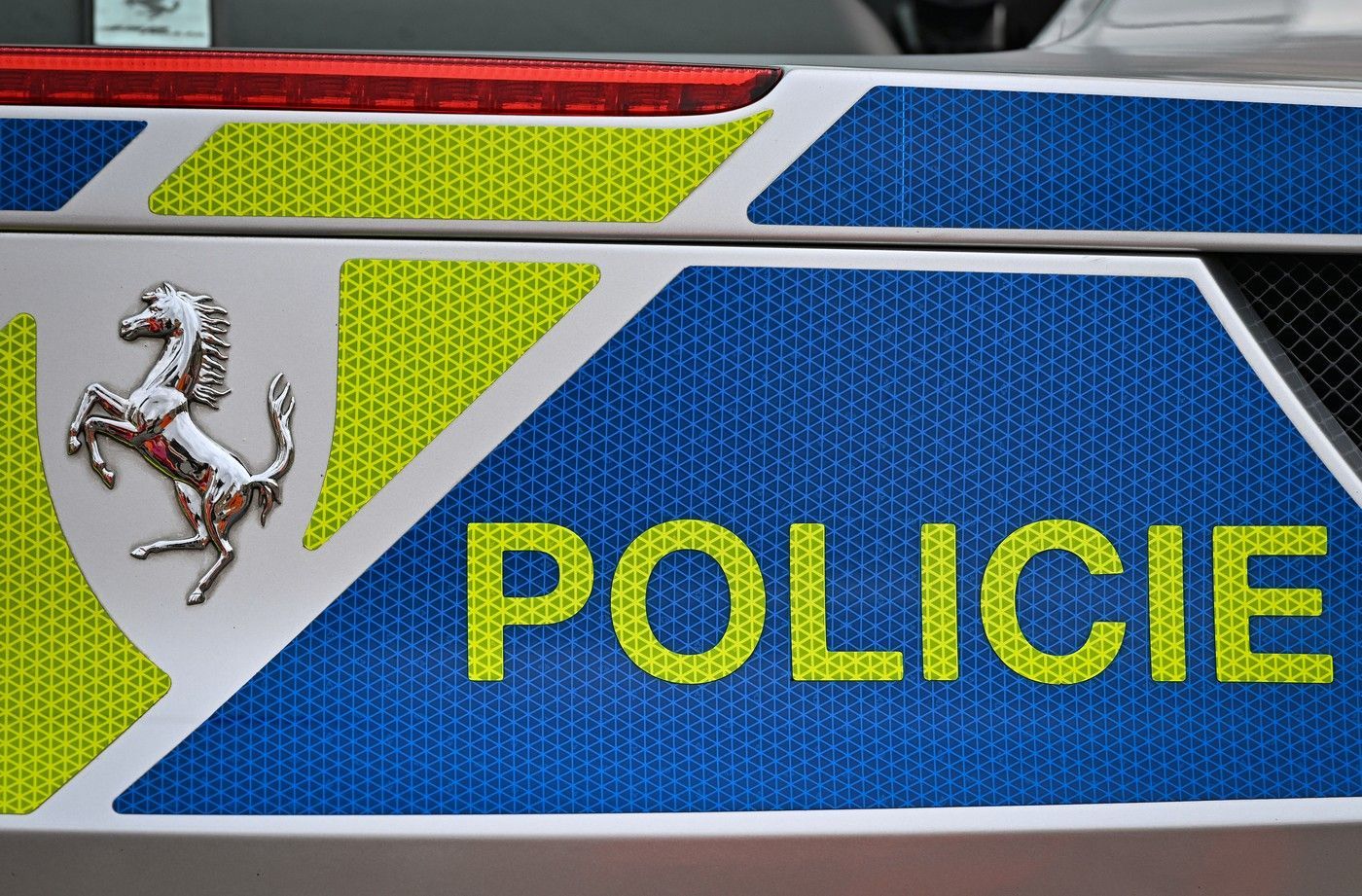 policejní Ferrari