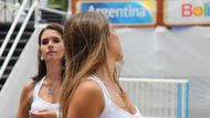 Na start závodu při slavnostním zahájení v Buenos Aires nastoupil národní tým Argentiny zastoupený touto sympatickou dvojicí.