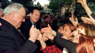 S bývalým německým kancléřem Helmutem Kohlem si Chirac rozuměl. A to i v době, kdy byl francouzským premiérem ve druhé polovině osmdesátých let.