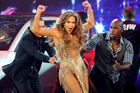 Jennifer Lopez nezazpívá na zahajovacím ceremoniálu MS