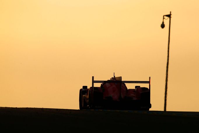 24 h Le Mans 2015: Porsche 919 Hybrid (17), Porsche Team: Timo Bernhard, Mark Webber, Brendon Hartley