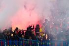 Fotbalistům Sparty na sobotním tréninku vyhrožovali fanoušci