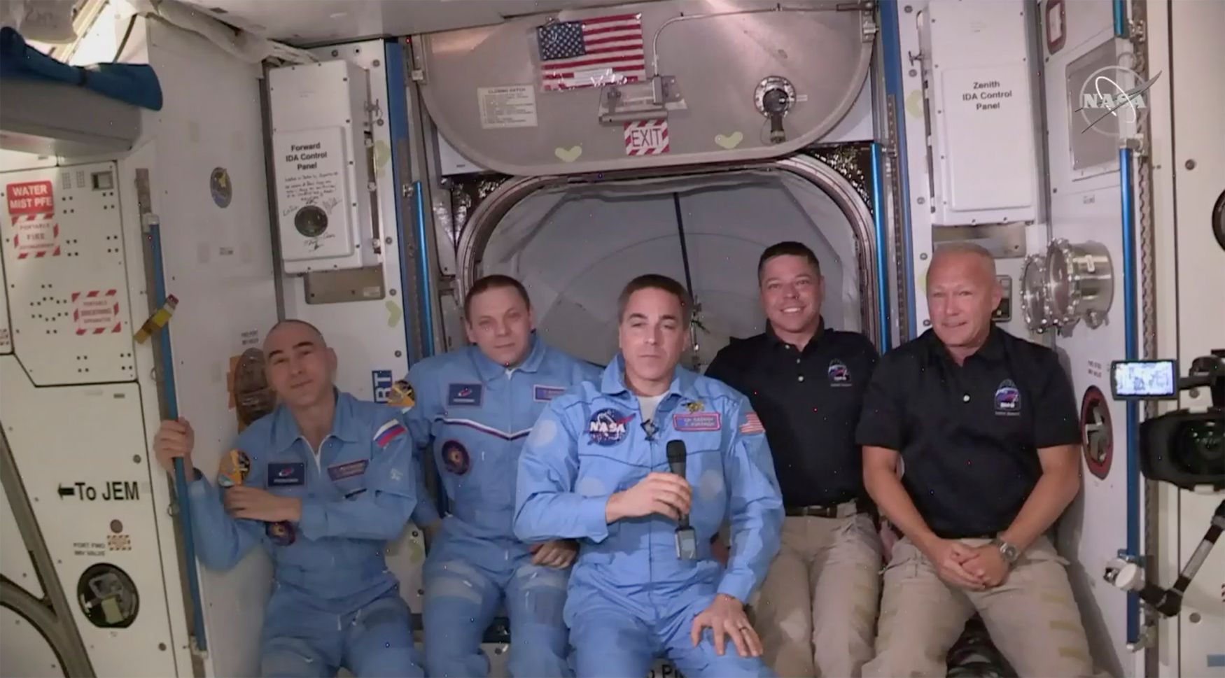 ISS, Crew Dragon, Bob Behnken, Doug Hurley