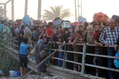 U Tuniska se převrátila loď s uprchlíky, pět lidí zahynulo