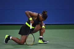 Serena nestačila na Sakkariovou, v New Yorku končí i "železný muž" Murray