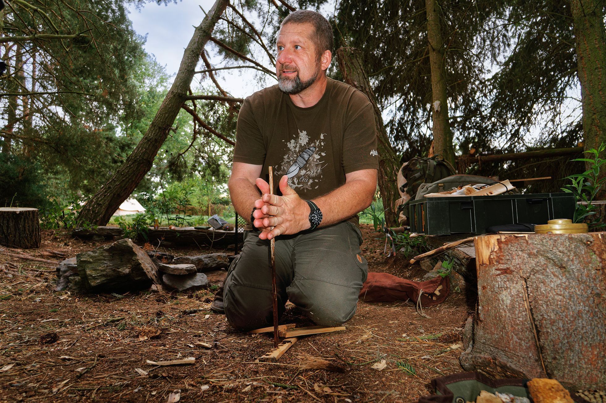 Bushcrafting, zálesáctví, pobyt v přírodě, les, bushcraft, Tomáš Krákora, kurz přežití
