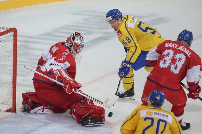 Jakub Kovář v zápase Karjala Cupu Česko - Švédsko.