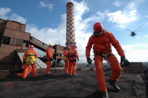 Záchranáři na komíně