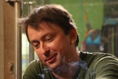 VIDEO Pučisti i Rath. Seriál Blaník jde do bahna