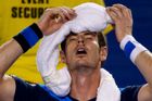 Murray: Hrát v tomhle je šílené. Hoď ručník, opáčil Federer