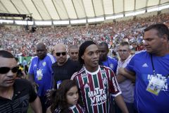 Nechtěná legenda. Ronaldinho skončil ve Fluminense po devíti zápasech