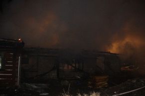 Na Trutnovsku zničil požár rodinný dům