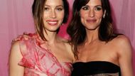 Při filmovém natáčení vznikají nejen partnerské, ale i přátelské vztahy. Jessica Biel se s Jennifer Garner seznámila při práci na filmu Na sv. Valentýna v roce 2010 a od té doby o sobě mluví jako o nejlepších přítelkyních.