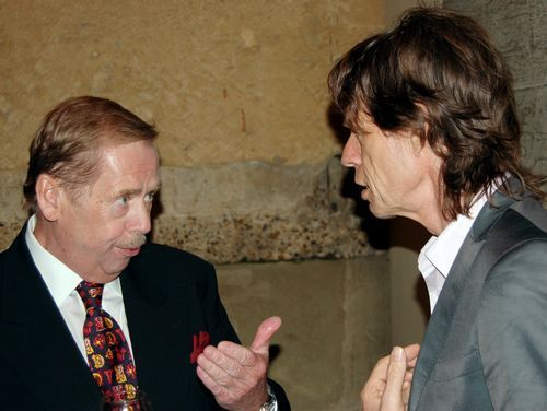 Václav Havel a Mick Jagger po premiéře Stoppardovy hry Rock N´Roll