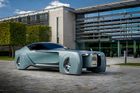 Rolls-Royce chystá vlastní elektromobil. Dobíjet ho bude robotická ruka