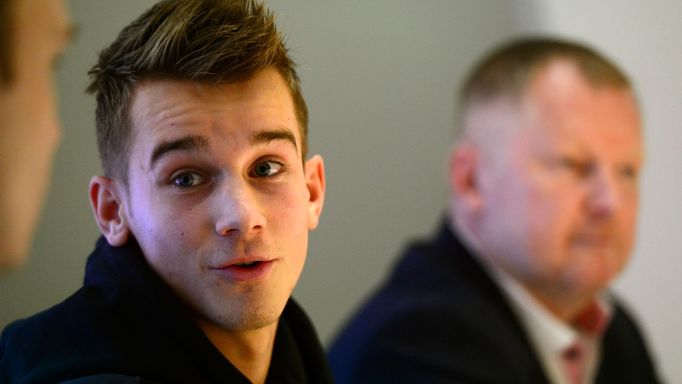 Václav Černý (vlevo), fotbalista Ajaxu Amsterdam, a jeho agent David Nehoda