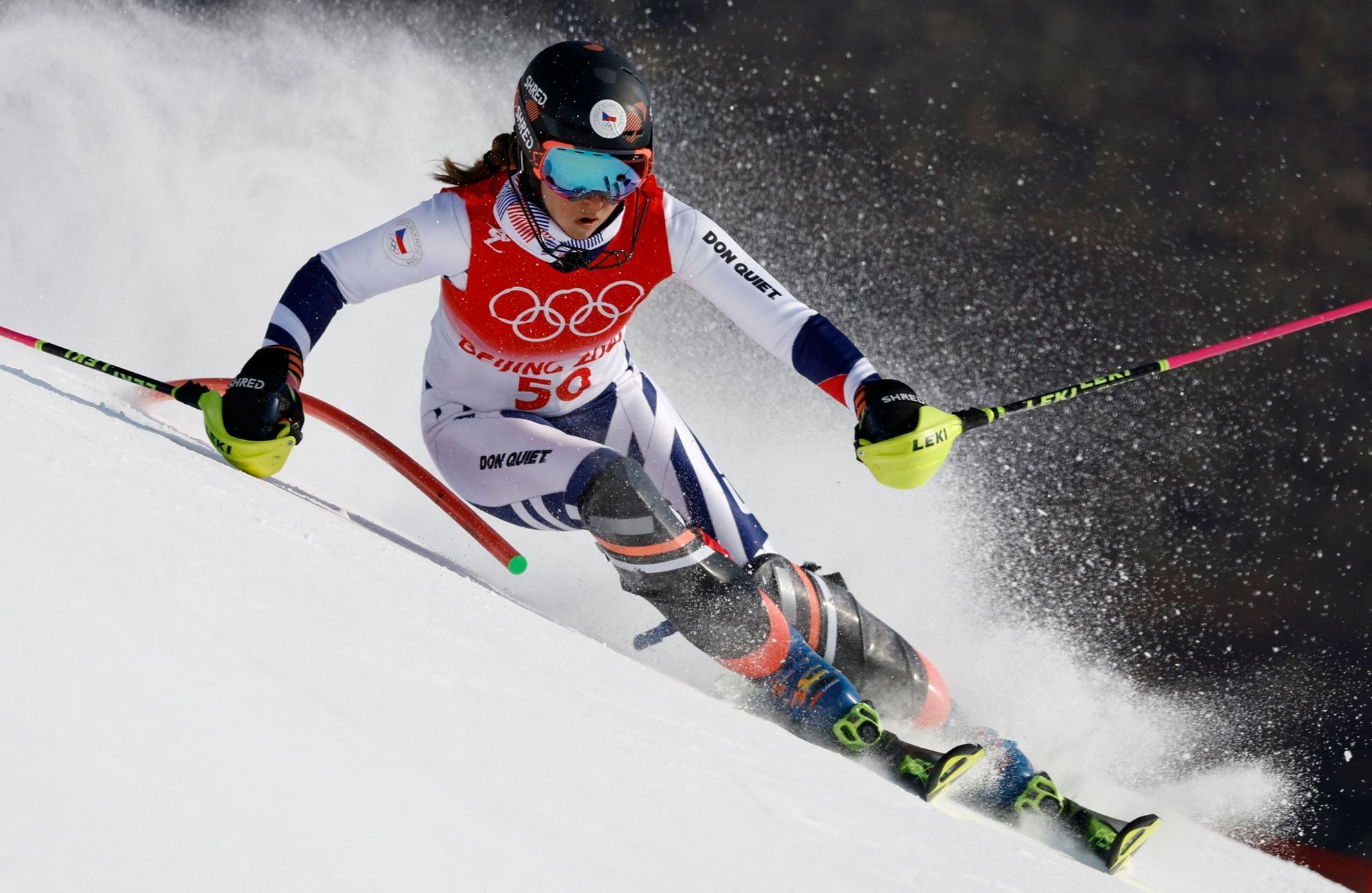 Elese Sommerová v 1. kole olympijského slalomu