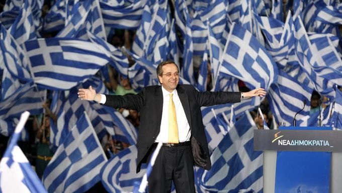 Nová demokracee lídra Antonise Samarase sice podle prvních odhadů vyhrála předčasné volby v Řecku, ale mnoho důvodů k radosti jí to nedává.