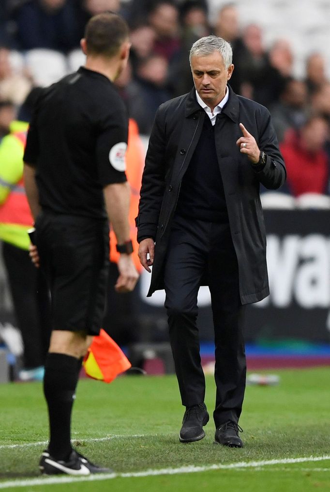 Soccer Football - Premier League - West Ham United v Tottenham Hotspur - London Stadium, London, Britain - November 23, 2019  Tottenham Hotspur manager Jose Mourinho