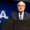 Sepp Blatter odstupuje z vedení FIFA