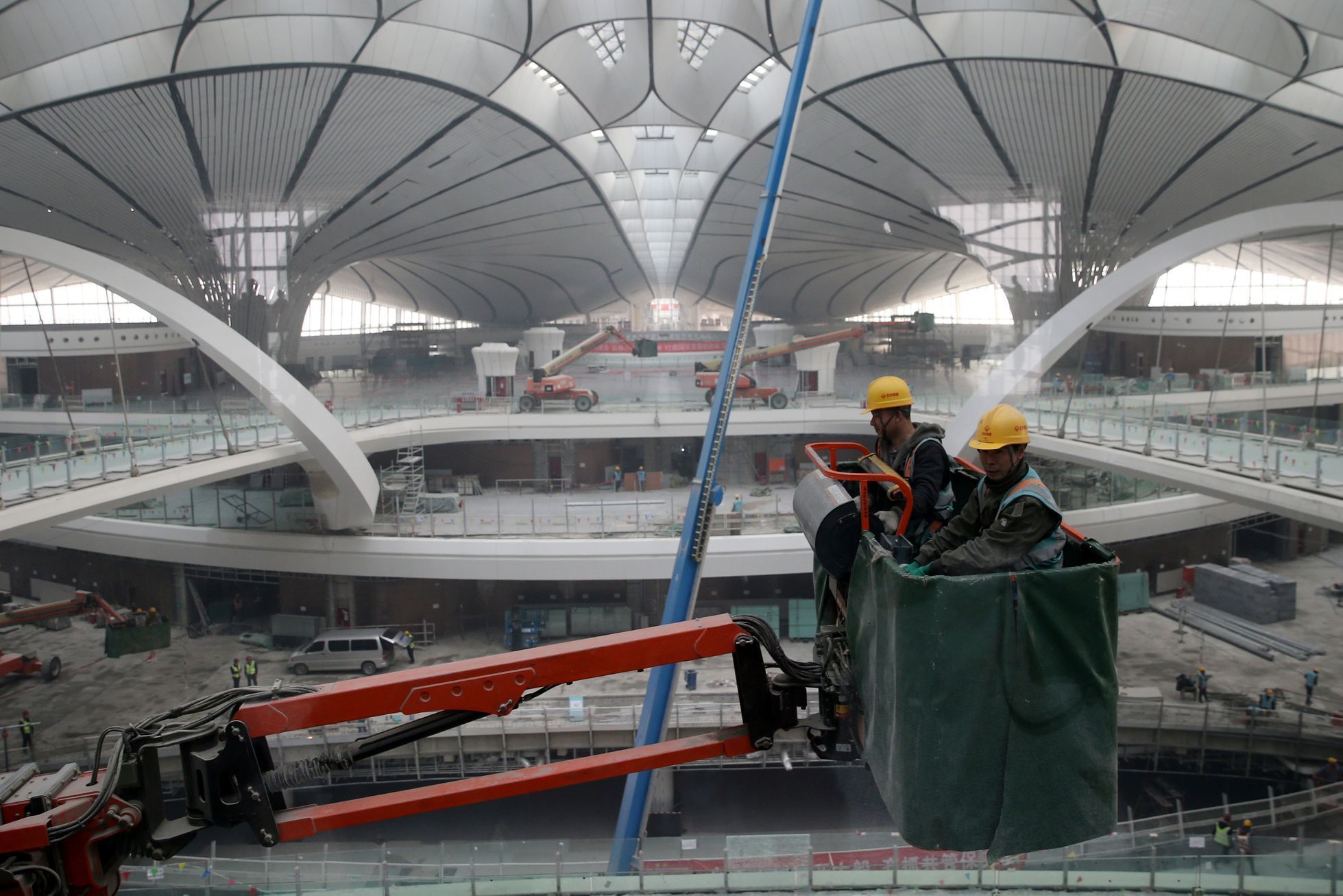 Stavba čínského mezinárodního letiště Ta-sing