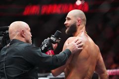 Král chaosu. Šílenec. Nejzajímavější bijec světa. Procházka pak děsil i výrokem