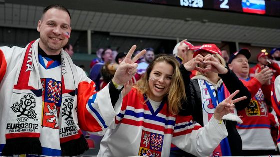 "Véčko" jako symbol úlevy. Fanoušci se v duelu proti Slovincům dlouho strachovali