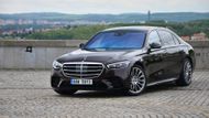 3. Mercedes-Benz (Německo) - hodnota 30,349 miliardy dolarů (meziročně +18 %)