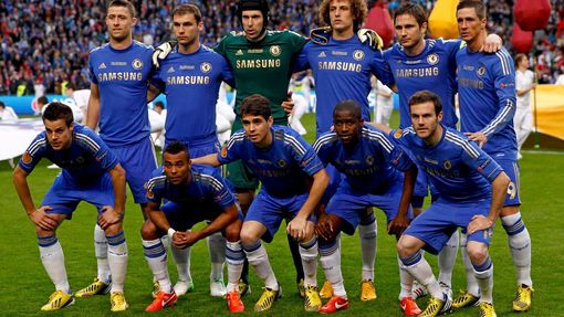 Fotbal, finále Evropské ligy, Chelsea - Benfica: týmové foto Chelsea