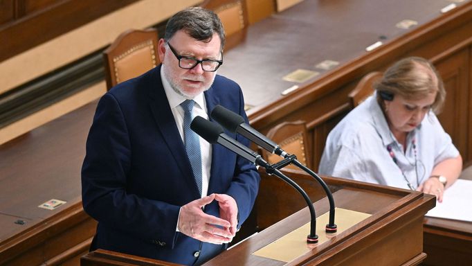 Ministr financí Zbyněk Stanjura z ODS na červencové schůzi Poslanecké sněmovny