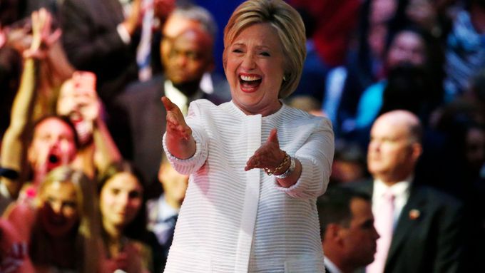 Hillary Clintonová se prohlásila za vítězku boje o demokratickou nominaci v prezidentských volbách.