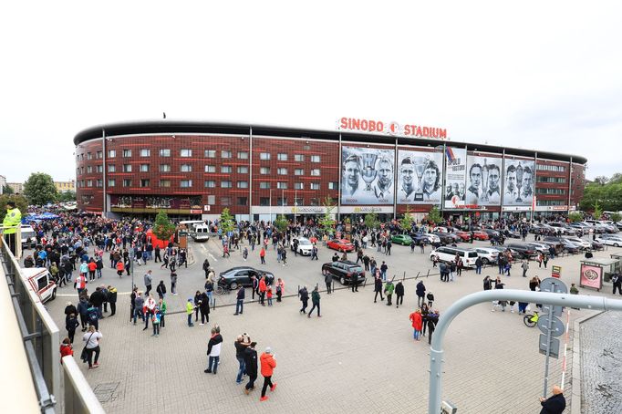 Eden před zápasem nadstavby Slavia - Plzeň