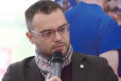 Polčák rezignoval na post místopředsedy STAN. Chtěl peněžní odměnu za pomoc Vrběticím