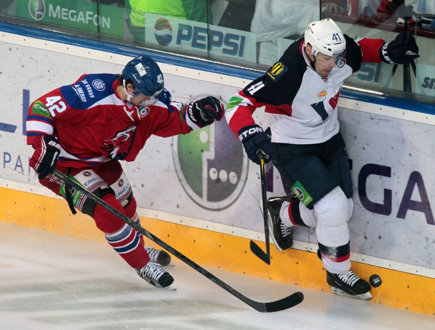 KHL: Lev - Slovan Bratislava (David Ullström, Martin Škoula)