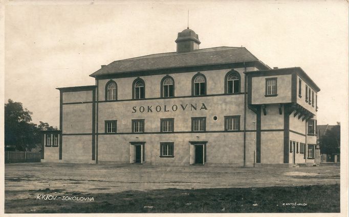 Sokolovny