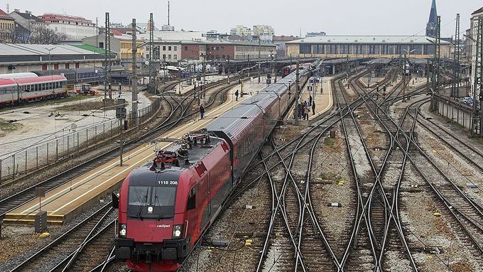 Railjet pro České dráhy testuje Siemens v Rakousku.
