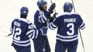 NHL Winter Classic, Detroit-Toronto: Tyler Bozak (42) slaví gól