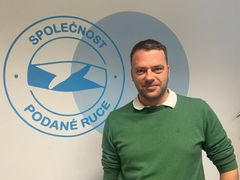 Vedoucí preventivního centra brněnských Podaných rukou Michal Škerle