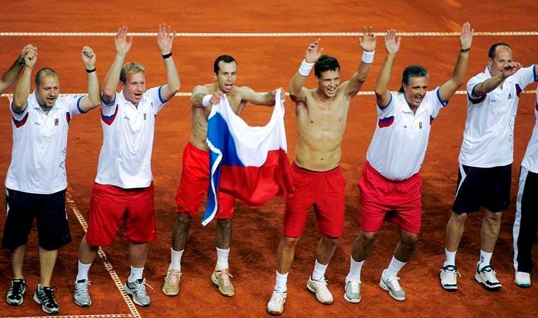 Čeští tenisté v Chorvatsku slaví postup do finále Davis Cupu