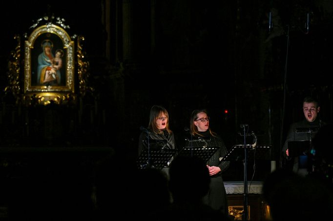 Snímek ze středečního koncertu v brněnském kostele Nanebevzetí Panny Marie.