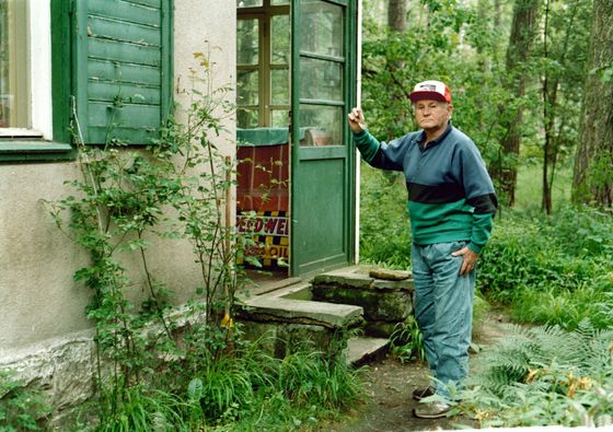 Bohumil Hrabal in Kersk, where he bought a cottage in the 1960s and took care of many cats there.