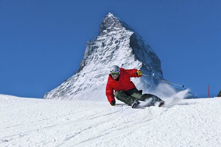Lyžařské středisko Zermatt nabízí celoroční lyžování, foto: Schweiz Tourismus/Christof Sonderegger