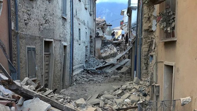 Středoitalské město Amatrice po srpnovém zemětřesení.