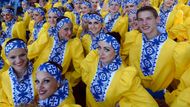 Ukrajinské fanynky se účastnili počátečního ceremoniálu.