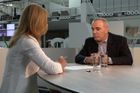Kasparov: Krizí na Ukrajině se Putin snaží udržet u moci