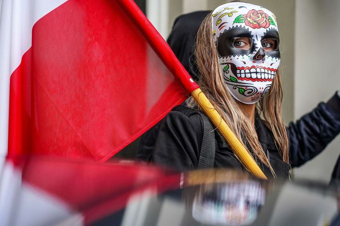 Demonstrace odpůrců protikoronavirových opatření v Bydhošti.