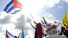 Protesty podpořili i Kubánci žijící v zahraničích před kubánskými ambasádami.