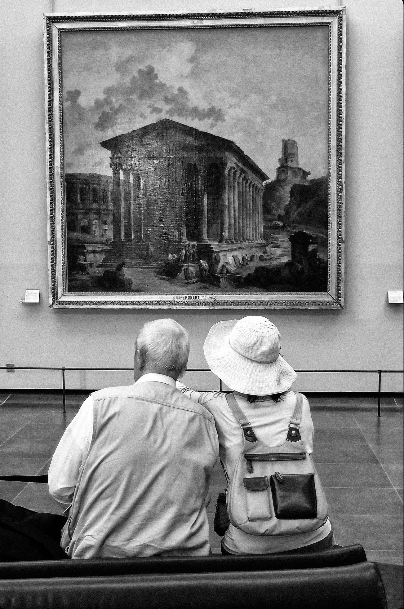 Louvre a turisté